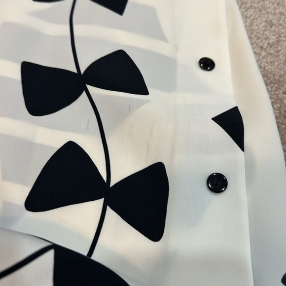 Script ladies shirt in size 10 - Picture 9 of 9